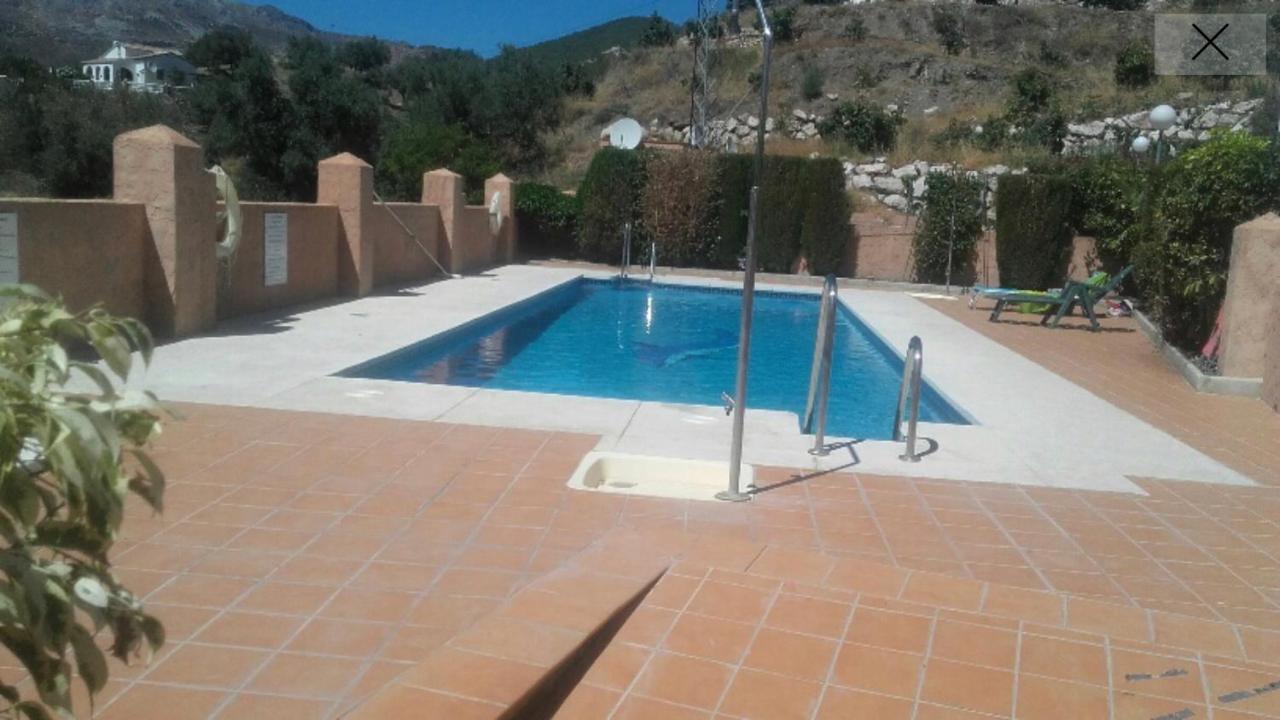 Precioso Apartamento En Complejo Residencial. Alcaucín Eksteriør bilde