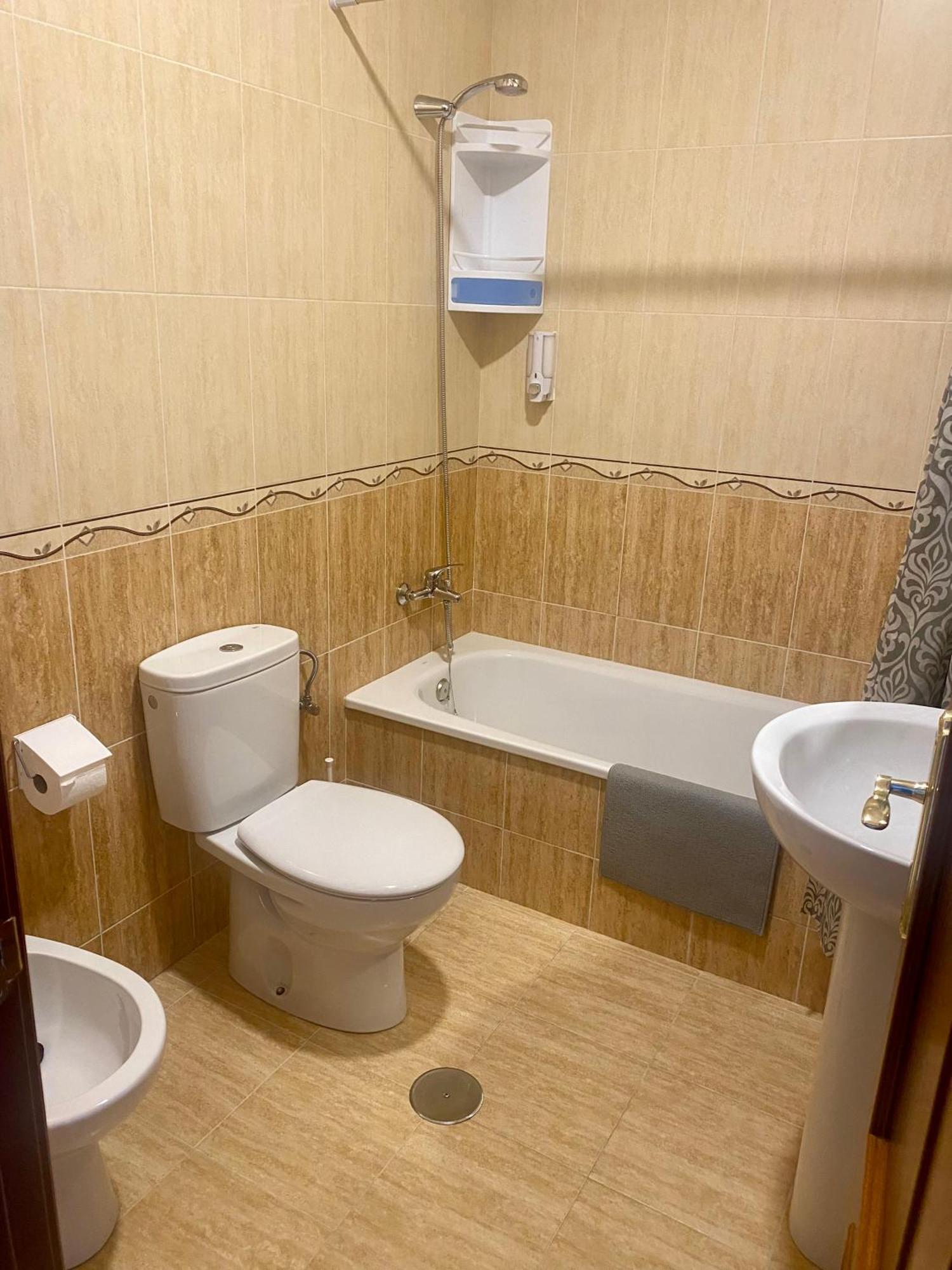 Precioso Apartamento En Complejo Residencial. Alcaucín Eksteriør bilde