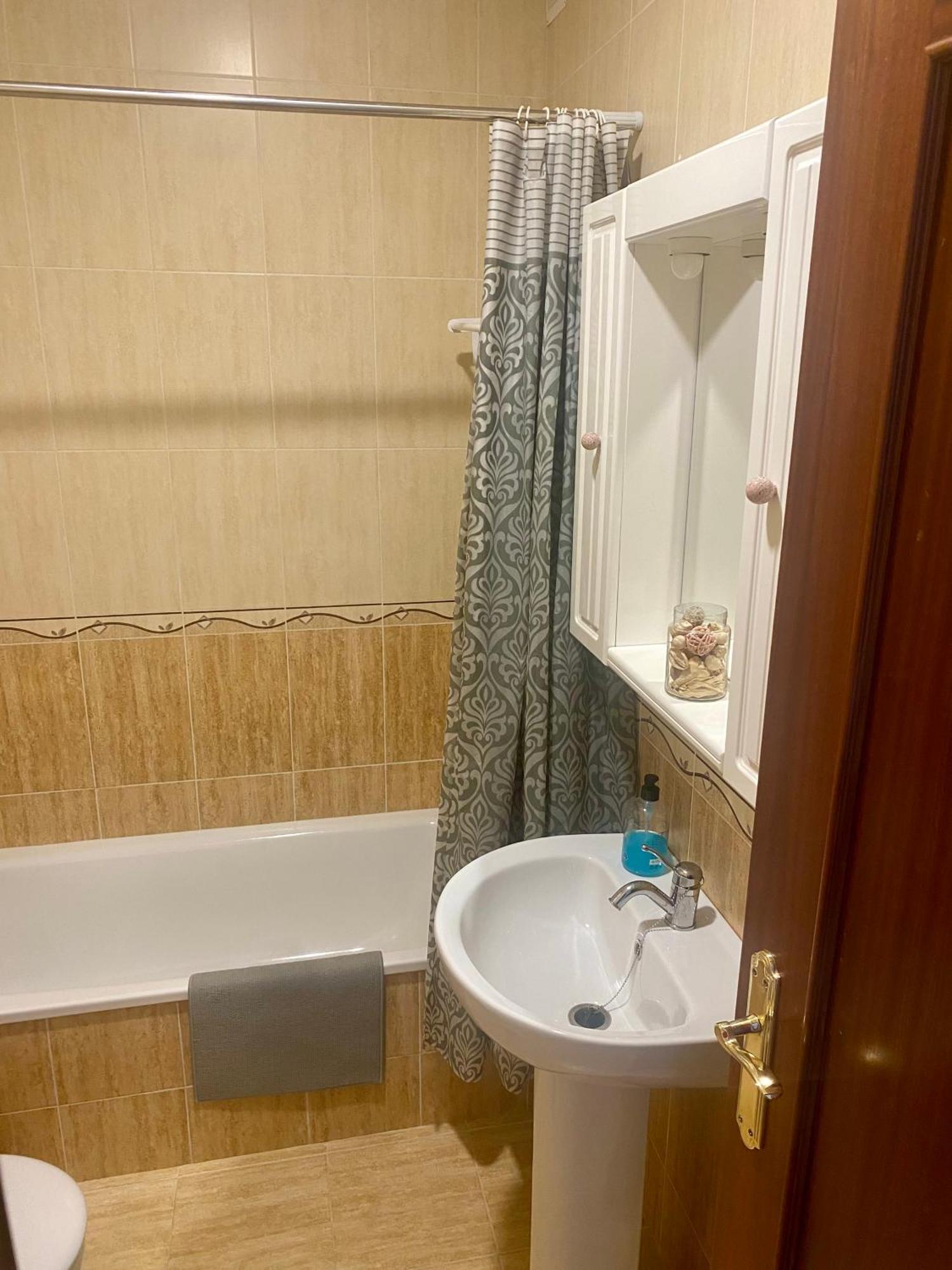 Precioso Apartamento En Complejo Residencial. Alcaucín Eksteriør bilde